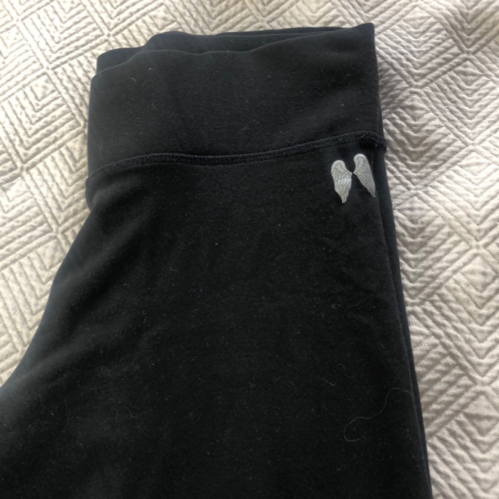 Victoria’s Secret black leggings